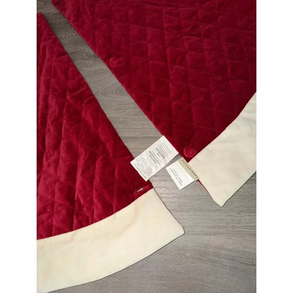 Pottery Barn Red White Quilted Christmas Tree Skirt